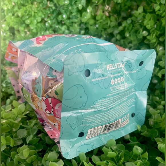 NEW Squishmallows Mystery Squad Bag - Picture 3 of 5